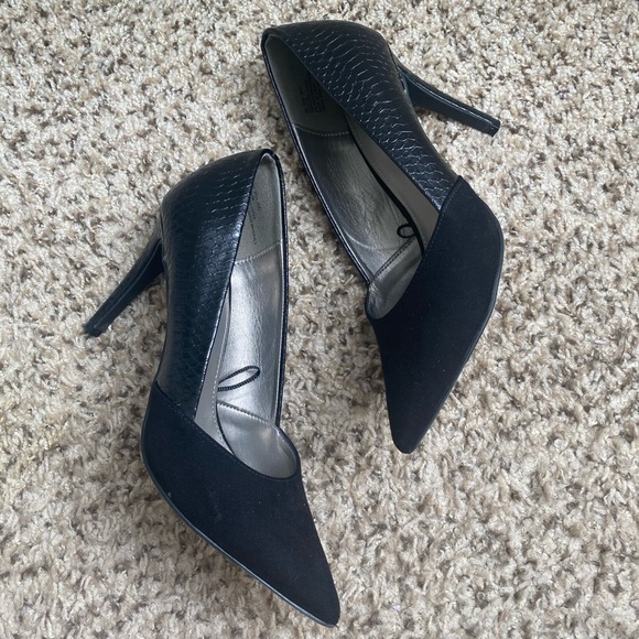 WORTHINGTON SUEDE WOMEN’S BLACK PUMPS SIZE 9 - Picture 6 of 14